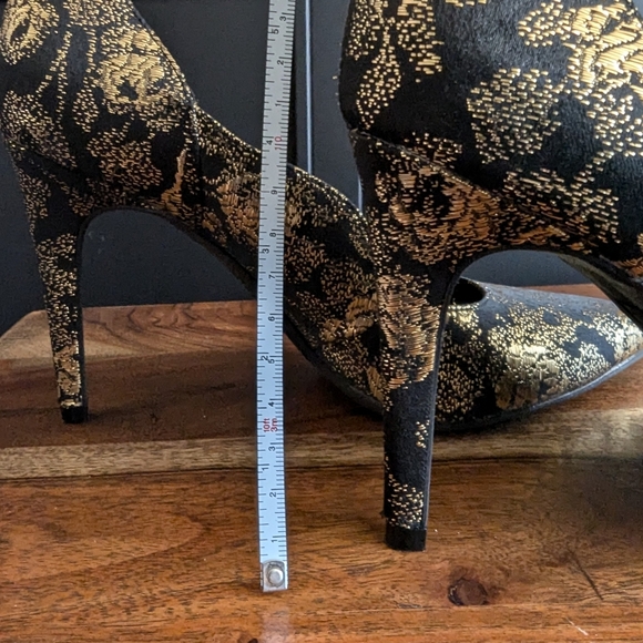 Christian Siriano Ankle Strap Heels Sz 7 - Picture 7 of 8